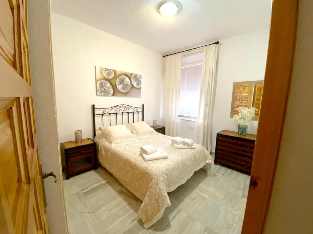 Comfortable Apartment In Central Cordoba 42 M² Parking