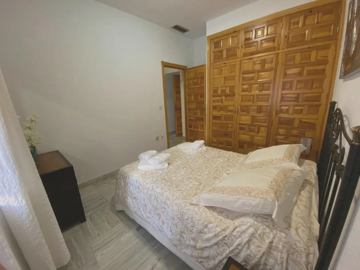 Comfortable Apartment In Central Cordoba 42 M² Parking